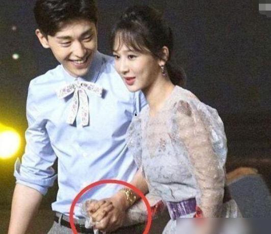 娱乐吃瓜酱当你的朋友,揭秘娱乐圈幕后故事，带你领略明星们的真实生活